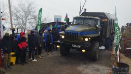 Russian peacekeepers' vehicles pass along Lachin-Khankendi road in both directions (PHOTO)