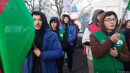 Peaceful protest of Azerbaijani eco-activists continues on Lachin-Khankendi road (PHOTO)