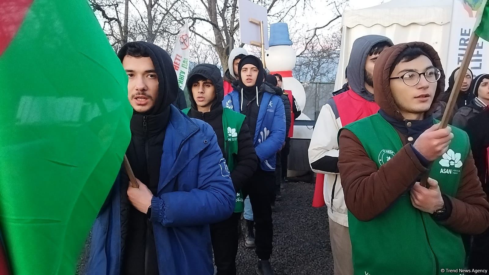 Peaceful protest of Azerbaijani eco-activists continues on Lachin-Khankendi road (PHOTO)