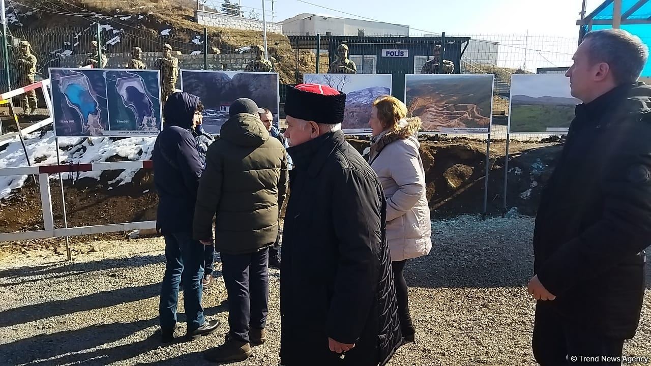 Russian Community of Azerbaijan, Russian Youth Association join peaceful protest on Lachin-Khankendi road (PHOTO)