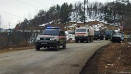 Six supply vehicles of Russian peacekeepers pass freely along Azerbaijan's Lachin-Khankendi road (PHOTO)