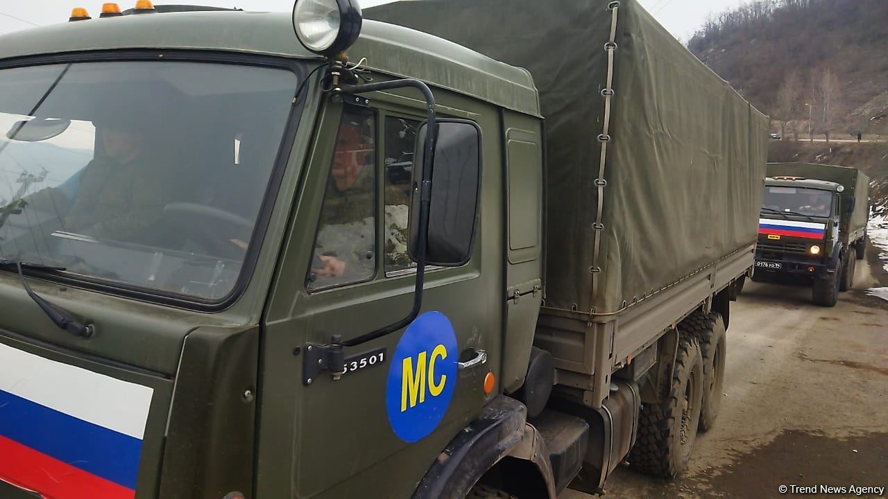 Convoy of Russian peacekeepers passes freely along Azerbaijan's Lachin-Khankendi road (PHOTO)