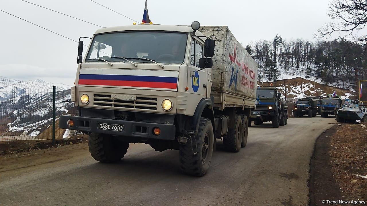 Convoy of Russian peacekeepers passes freely along Azerbaijan's Lachin-Khankendi road (PHOTO)
