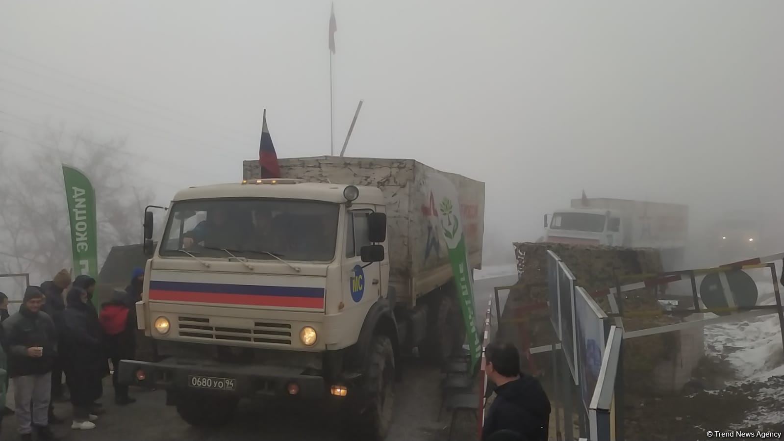 Convoy of Russian peacekeepers passes freely along Azerbaijan's Lachin-Khankendi road (PHOTO)