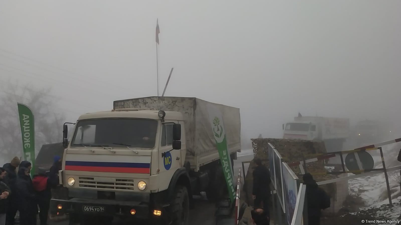 Convoy of Russian peacekeepers passes freely along Azerbaijan's Lachin-Khankendi road (PHOTO)