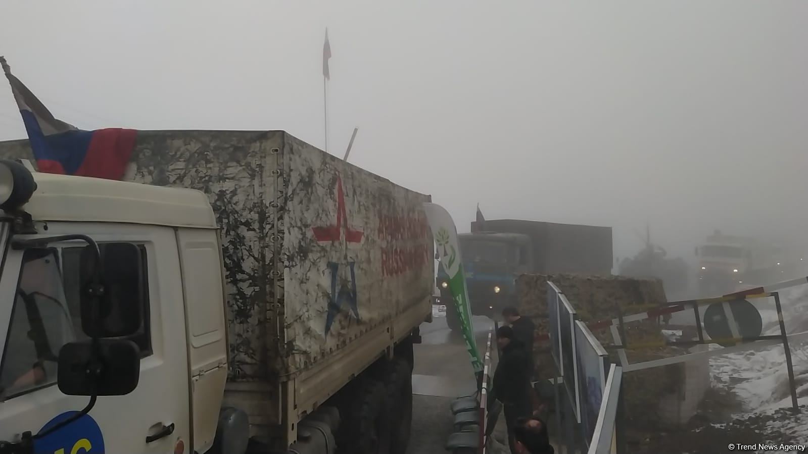 Convoy of Russian peacekeepers passes freely along Azerbaijan's Lachin-Khankendi road (PHOTO)