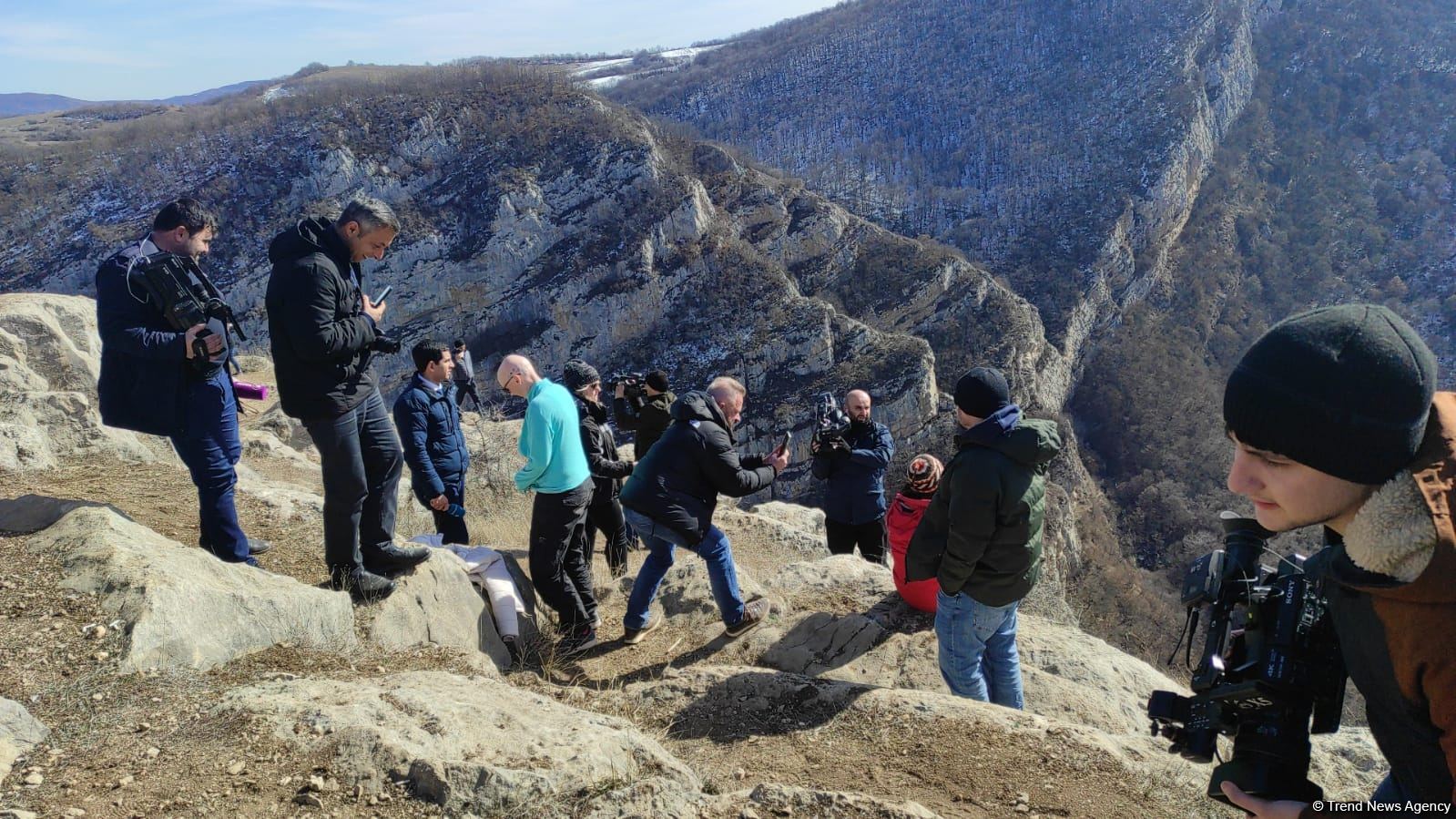Travelers from 12 countries visit Shusha's Jidir Duzu (PHOTO/VIDEO)