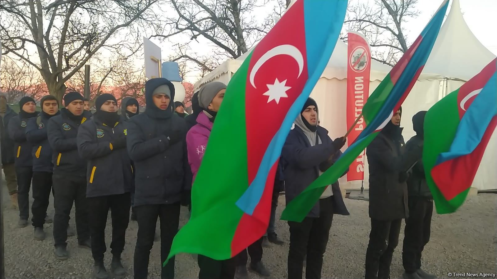 Peaceful protest of Azerbaijani eco-activists continues on Lachin-Khankendi road (PHOTO)