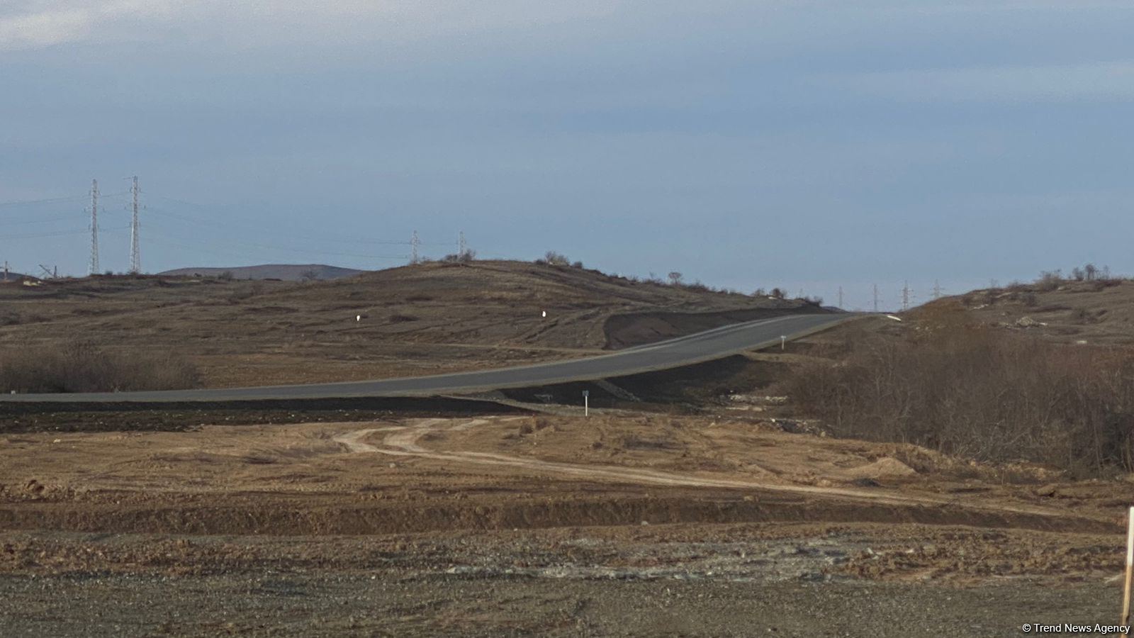 Travelers observe mine explosion process in Azerbaijan's Fuzuli (PHOTO/VIDEO)