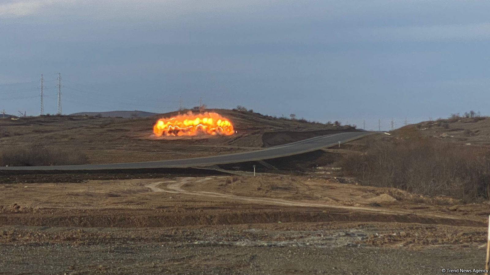 Travelers observe mine explosion process in Azerbaijan's Fuzuli (PHOTO/VIDEO)