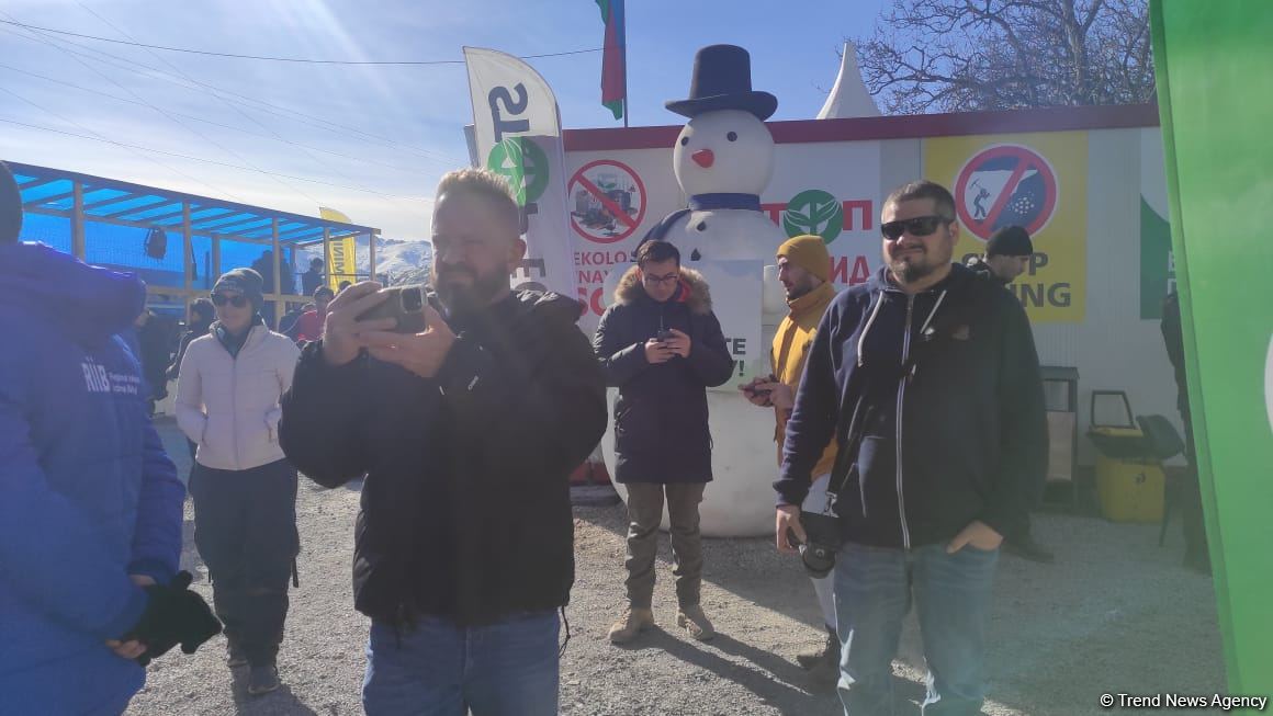 Internationally acclaimed travelers observe peaceful protests on Azerbaijan's Lachin-Khankendi road (PHOTO/VIDEO)