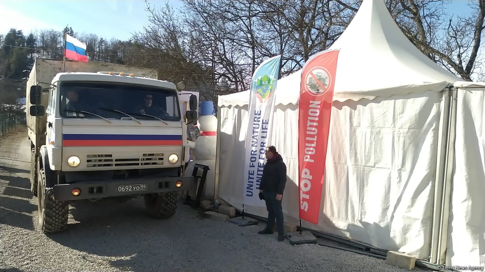 Over dozen vehicles of Russian peacekeepers pass freely along Azerbaijan's Lachin-Khankendi road (PHOTO)