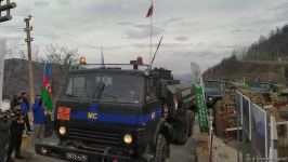 Vehicles of Russian peacekeepers pass freely along Azerbaijan's Lachin-Khankendi road (PHOTO)