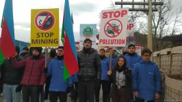 Peaceful protest of Azerbaijani eco-activists continues on Lachin-Khankendi road (PHOTO)
