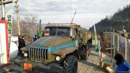 Vehicles of Russian peacekeepers pass freely along Azerbaijan's Lachin-Khankendi road (PHOTO)