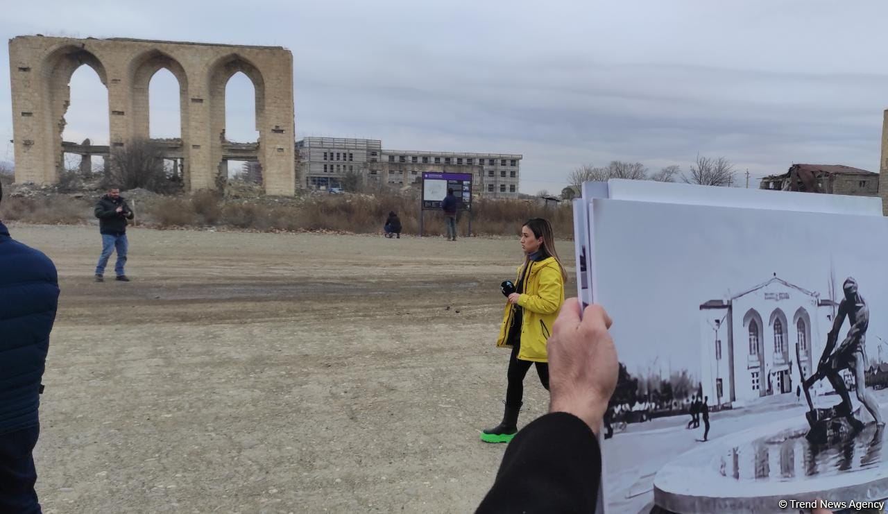Foreign travelers get acquainted with culture of Azerbaijan's Aghdam (PHOTO)