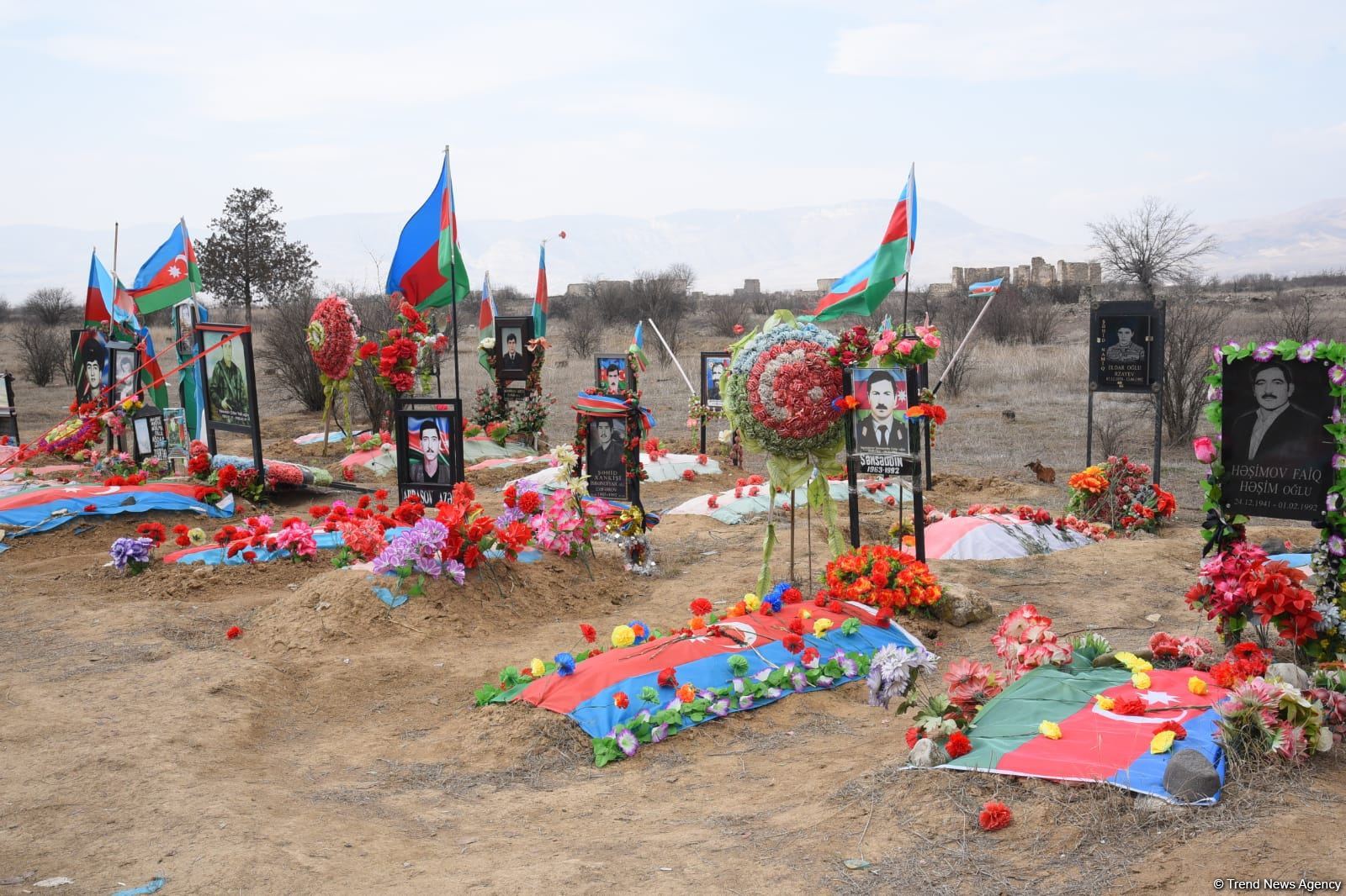 International travelers witness barbarism of Armenians in Azerbaijan's Aghdam (PHOTO)