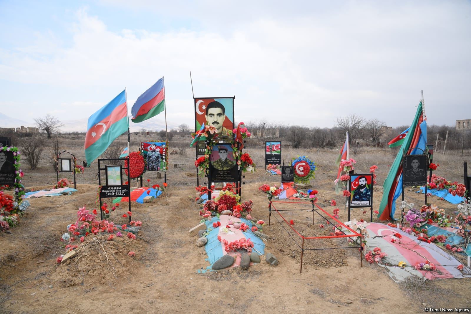 International travelers witness barbarism of Armenians in Azerbaijan's Aghdam (PHOTO)