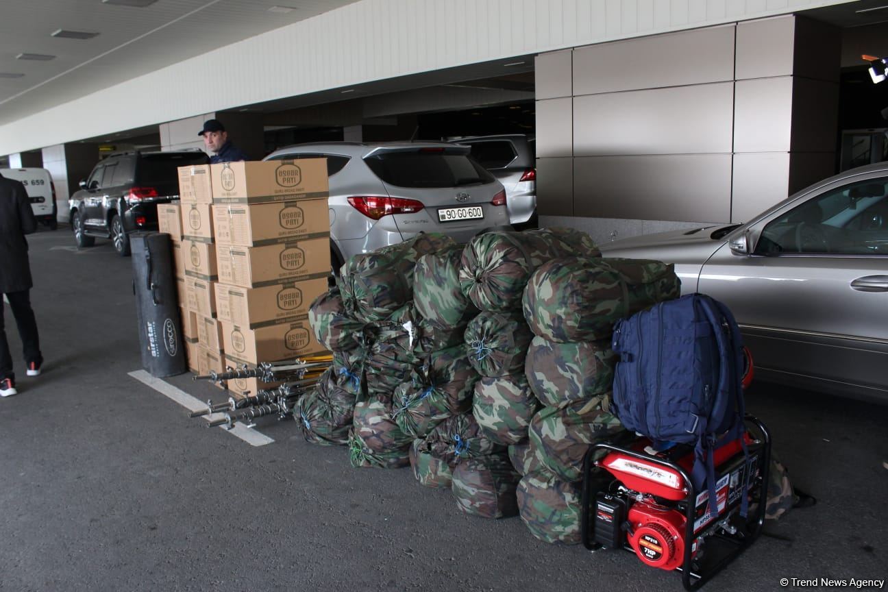 Azerbaijanis doing search & rescue operations in quake-hit Türkiye (PHOTO)