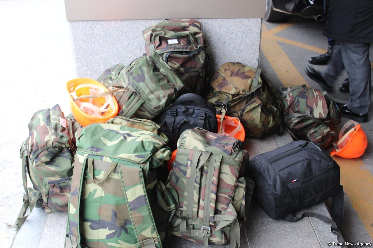 Azerbaijanis doing search & rescue operations in quake-hit Türkiye (PHOTO)