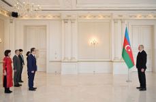 President Ilham Aliyev receives credentials of new ambassador of Vietnam to Azerbaijan (PHOTO)