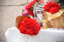 Azerbaijani citizens honor memory of victims of earthquake in Türkiye (PHOTO/VIDEO)