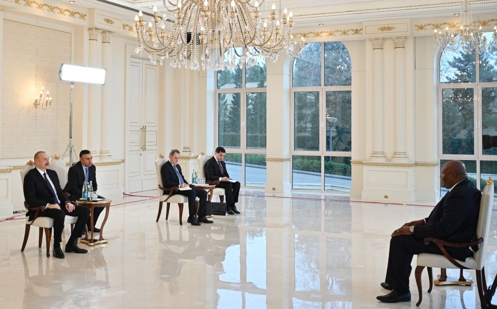 President Ilham Aliyev receives credentials of new ambassador of Congo to Azerbaijan (PHOTO)