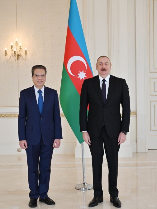 President Ilham Aliyev receives credentials of new ambassador of Vietnam to Azerbaijan (PHOTO)