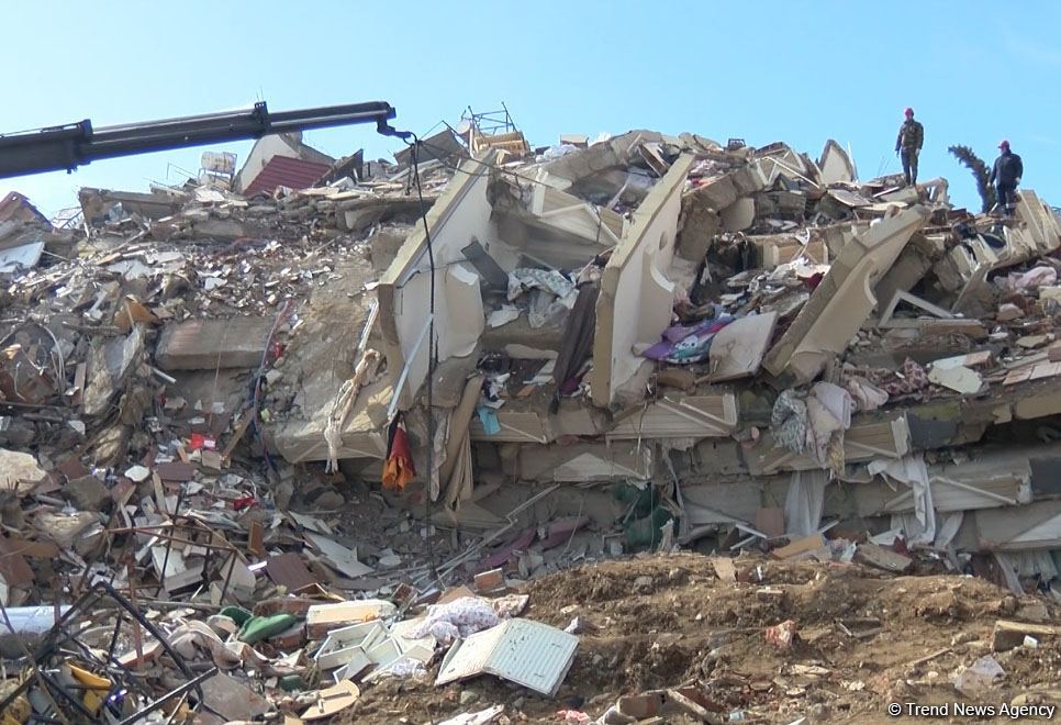 More than 17,400 people reported dead, following powerful earthquakes in Türkiye