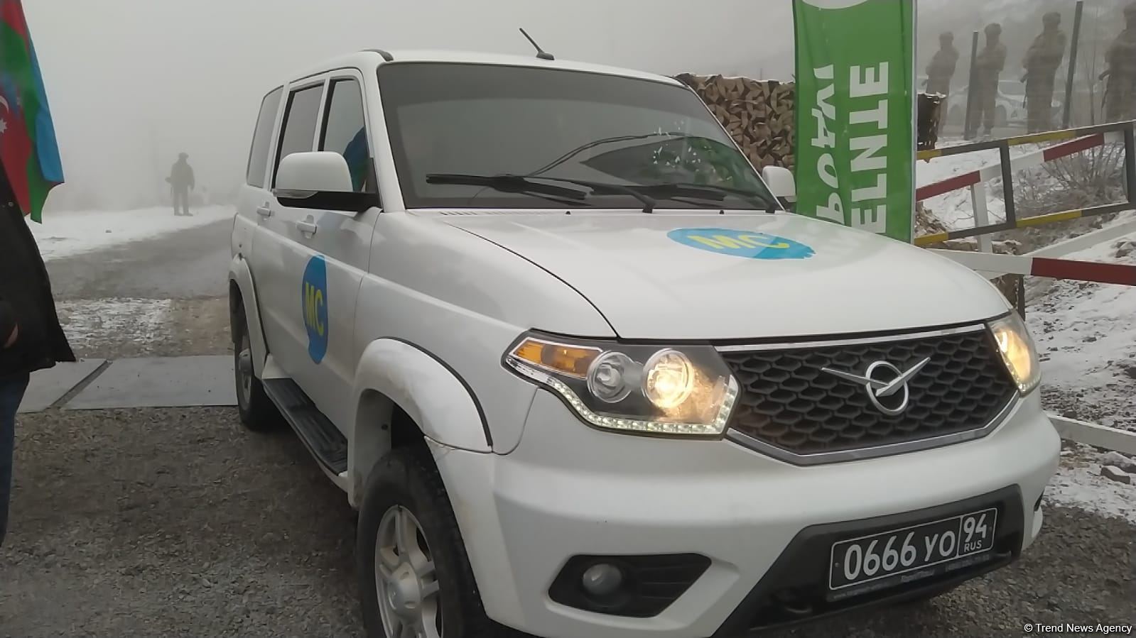 Supply vehicle of Russian peacekeepers moves along Azerbaijan's Lachin-Khankendi road (PHOTO)