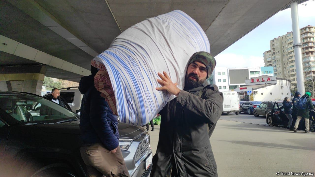 Azerbaijani citizens collecting humanitarian aid for quake-affected people in fraternal Türkiye (PHOTO/VIDEO)