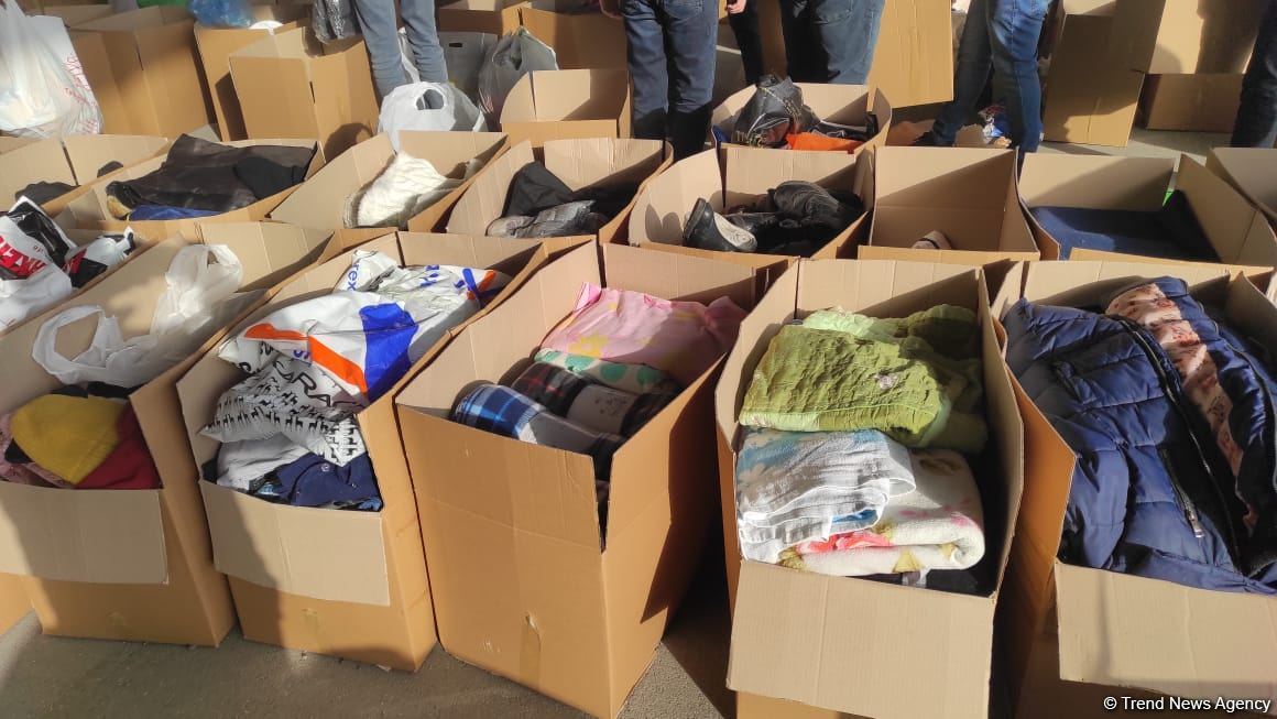 Azerbaijani citizens collecting humanitarian aid for quake-affected people in fraternal Türkiye (PHOTO/VIDEO)