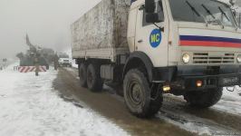 Convoy of Russian peacekeepers moves freely along Azerbaijan's Lachin-Khankendi road (PHOTO)
