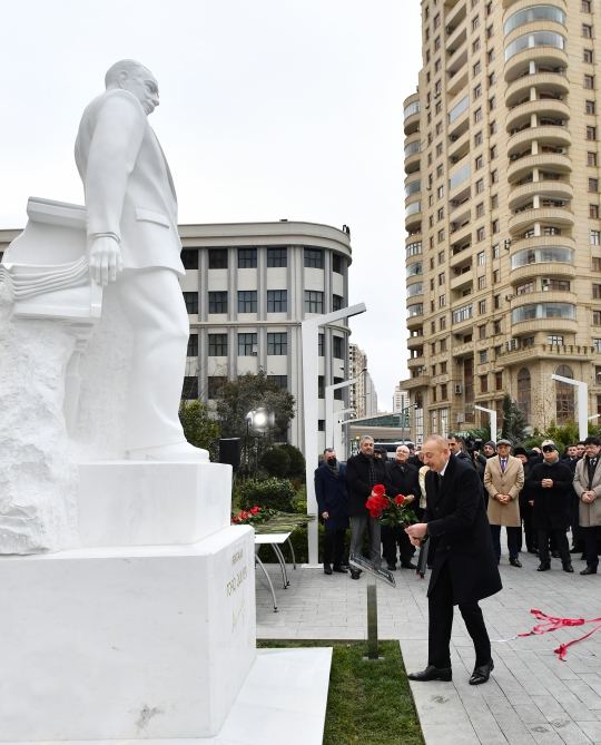 President Ilham Aliyev takes part in unveiling of monument to outstanding composer Tofig Guliyev (PHOTO)