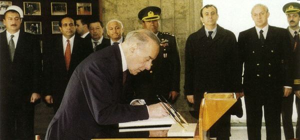 Azerbaijan & Heydar Aliyev in early Feb. 1994: first official visit to Türkiye (PHOTO)