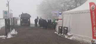 Supply vehicles of Russian peacekeepers pass freely along Azerbaijan's Lachin-Khankendi road (PHOTO)