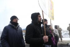 Peaceful protest of Azerbaijani eco-activists continues on Lachin-Khankendi road (PHOTO)