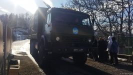 Vehicles of Russian peacekeepers pass freely along Azerbaijan's Lachin-Khankendi road (PHOTO)