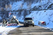 Convoy of Russian peacekeepers drives freely along Azerbaijan's Lachin-Khankendi road (PHOTO)