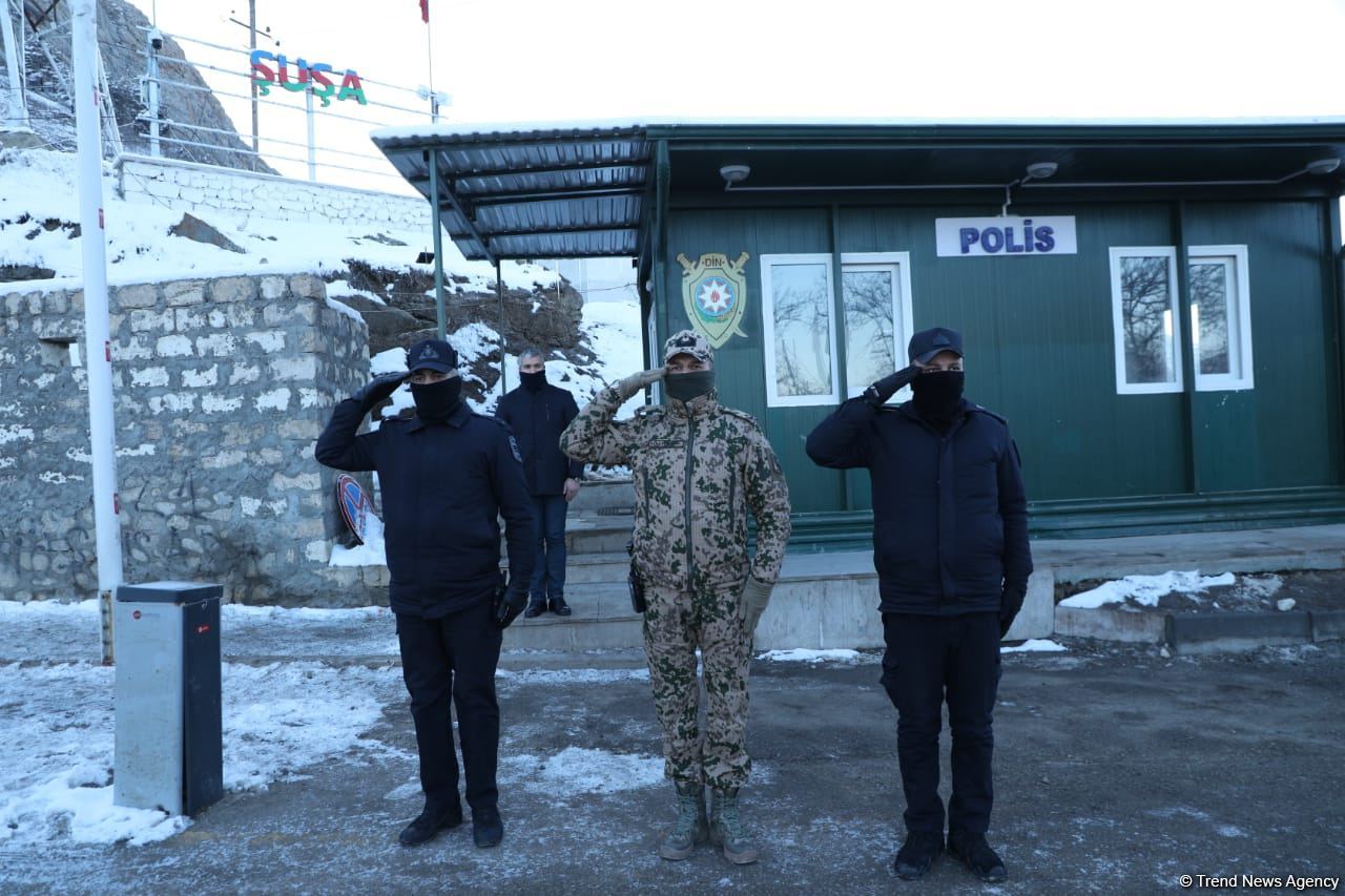 Peaceful protest of Azerbaijani eco-activists continues on Lachin-Khankendi road (PHOTO)
