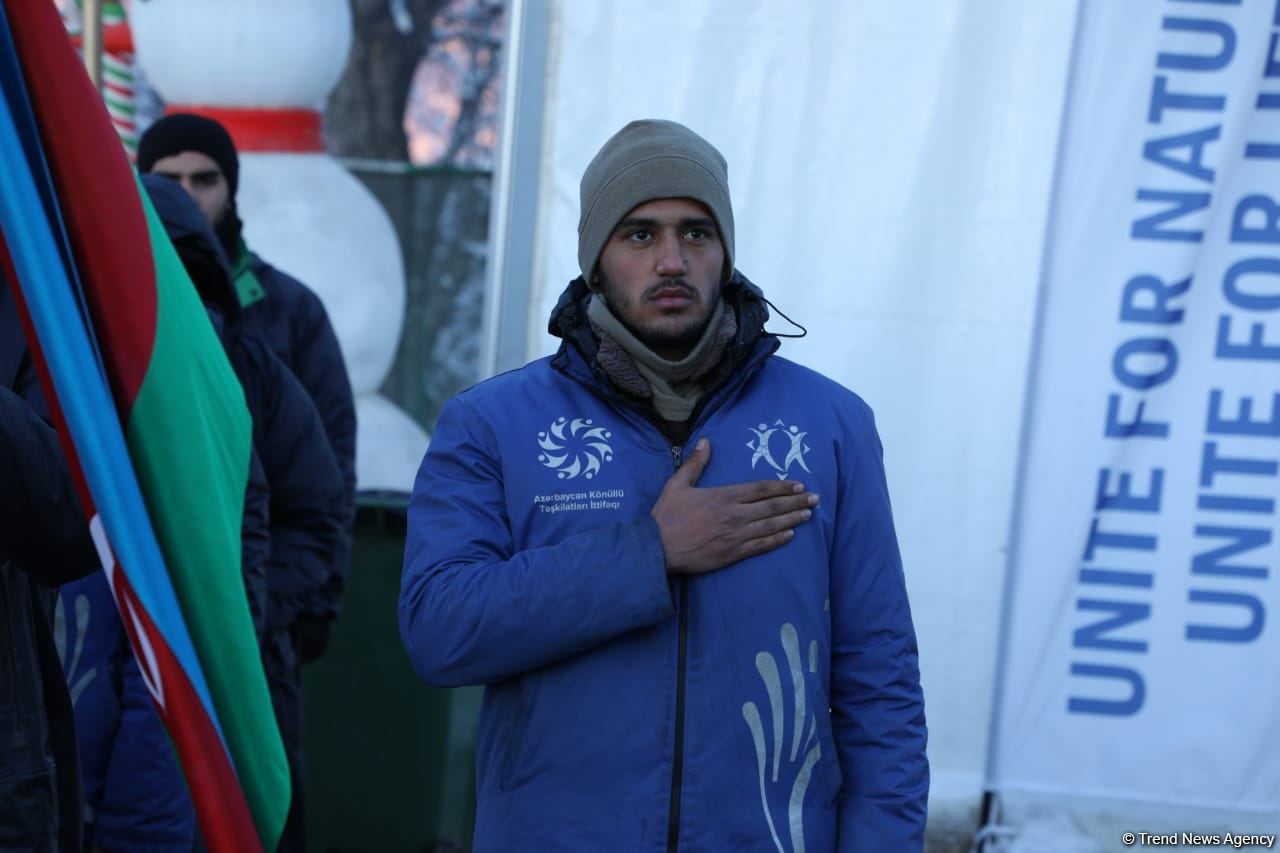 Peaceful protest of Azerbaijani eco-activists continues on Lachin-Khankendi road (PHOTO)