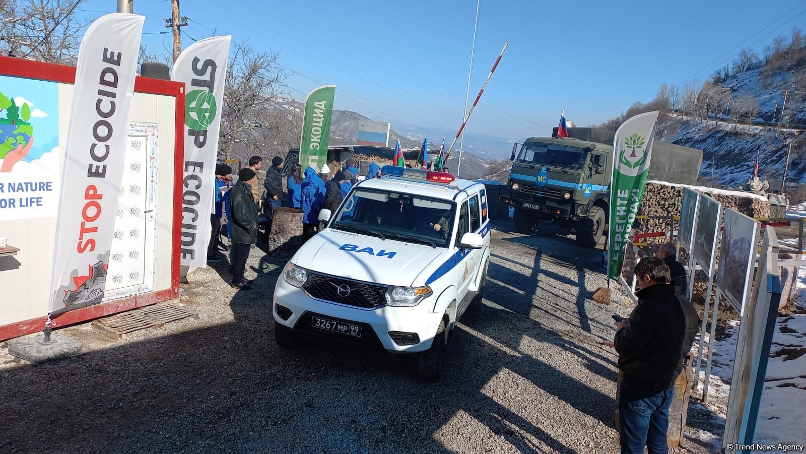 More vehicles of Russian peacekeepers drive freely along Azerbaijan's Lachin-Khankendi road (PHOTO)