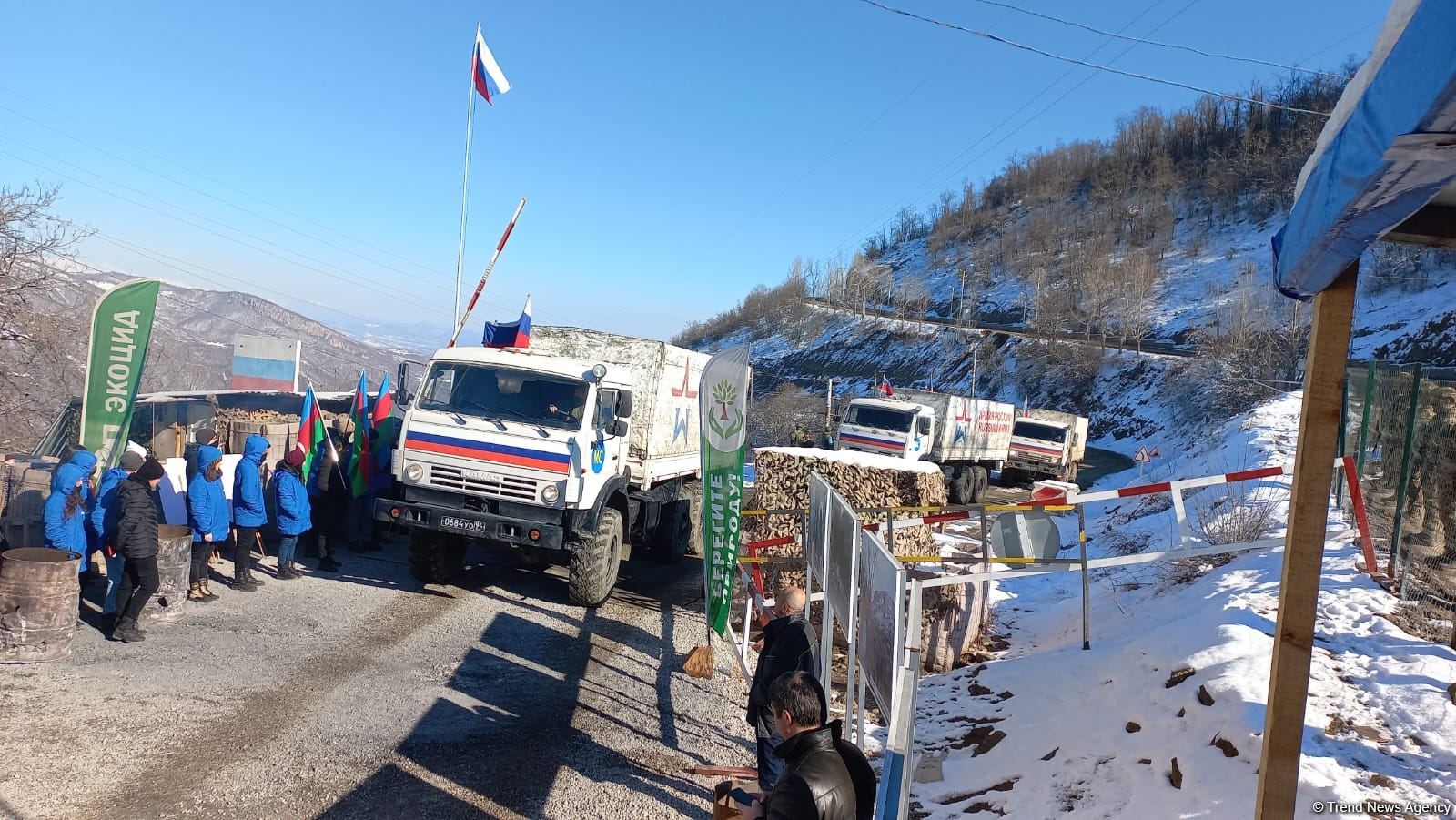 More vehicles of Russian peacekeepers drive freely along Azerbaijan's Lachin-Khankendi road (PHOTO)