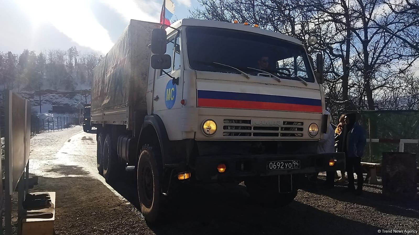 Vehicles of Russian peacekeepers pass freely along Azerbaijan's Lachin-Khankendi road (PHOTO)