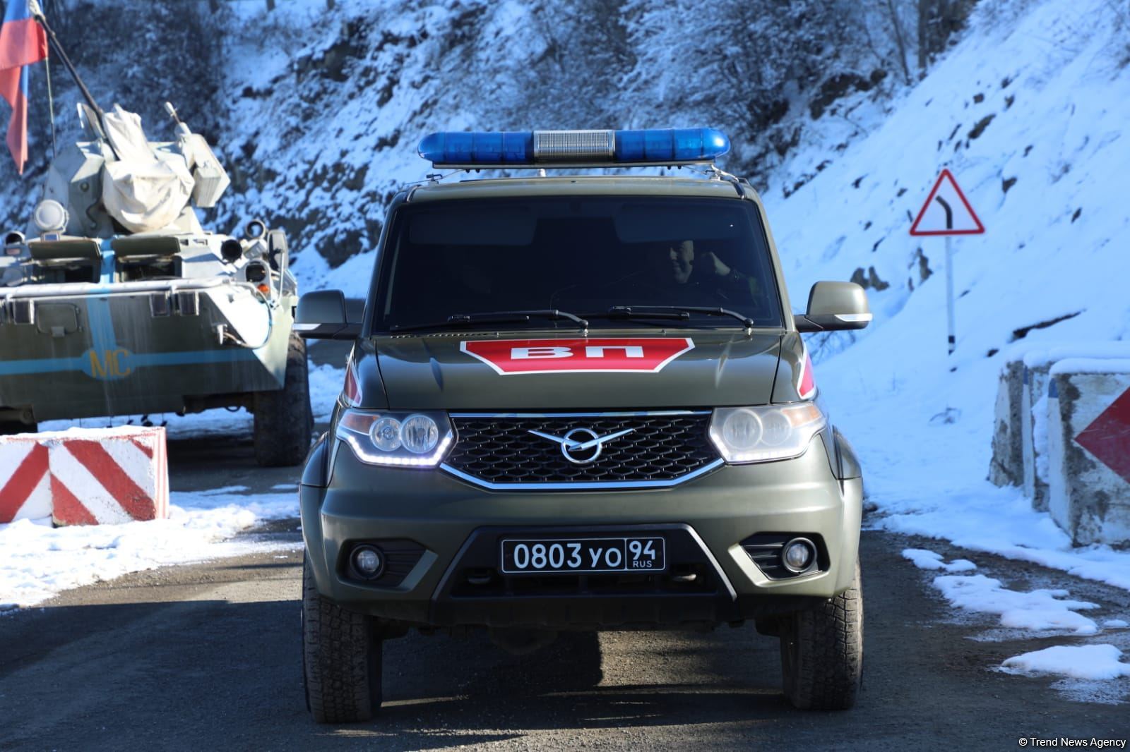 Convoy of Russian peacekeepers drives freely along Azerbaijan's Lachin-Khankendi road (PHOTO)