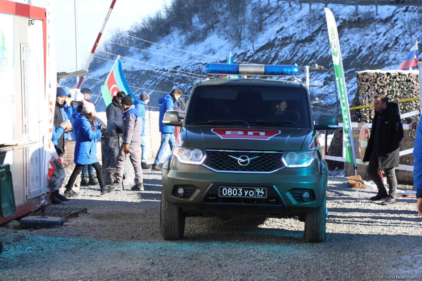 Convoy of Russian peacekeepers drives freely along Azerbaijan's Lachin-Khankendi road (PHOTO)