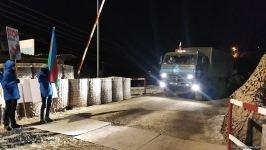Dozens vehicles of Russian peacekeepers move freely along Azerbaijan's Lachin-Khankendi road (PHOTO)