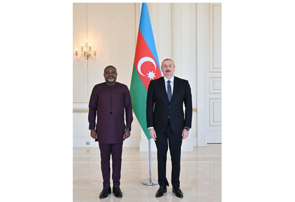 President Ilham Aliyev receives credentials of new ambassador of Angola to Azerbaijan (PHOTO/VIDEO)