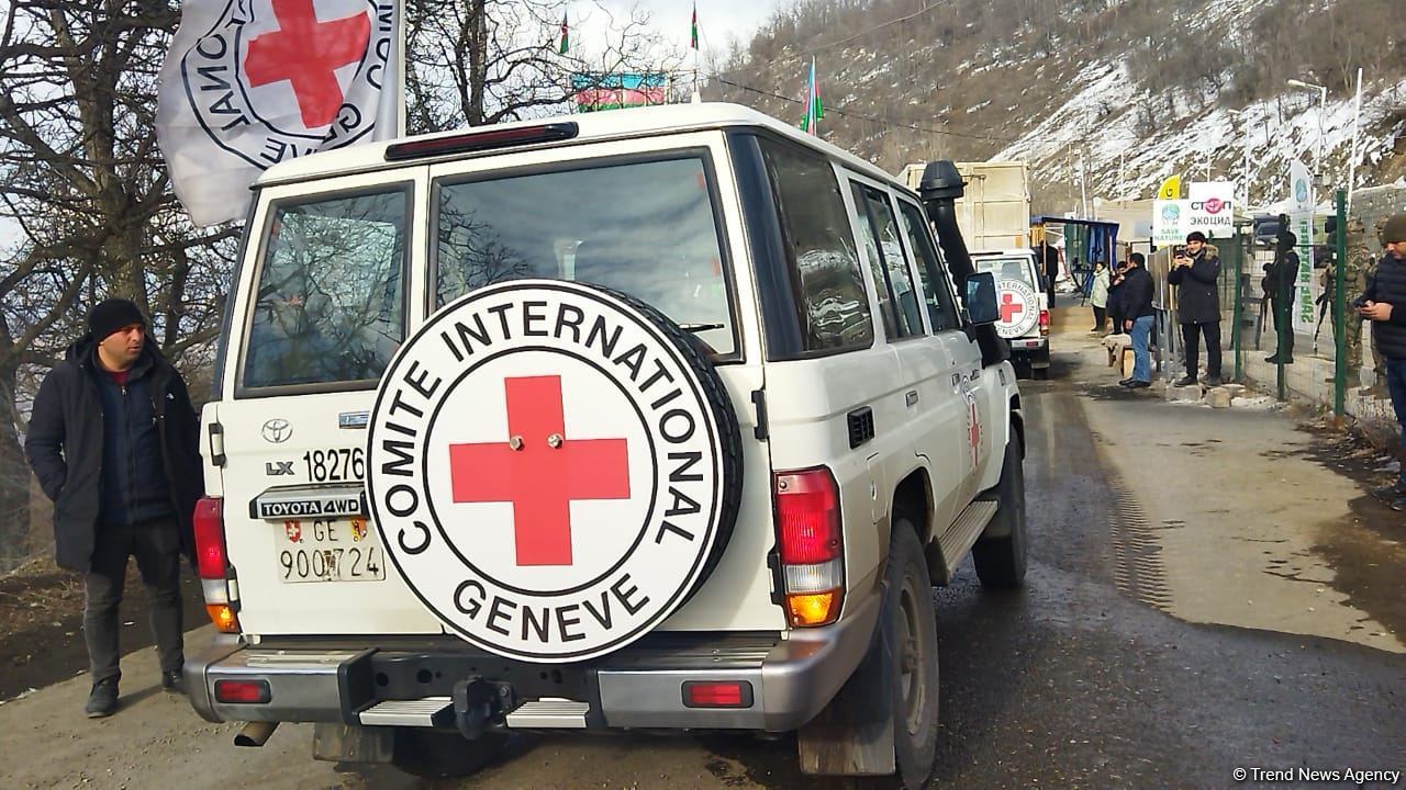 ICRC convoy passes freely along Azerbaijan's Lachin-Khankendi road (PHOTO)