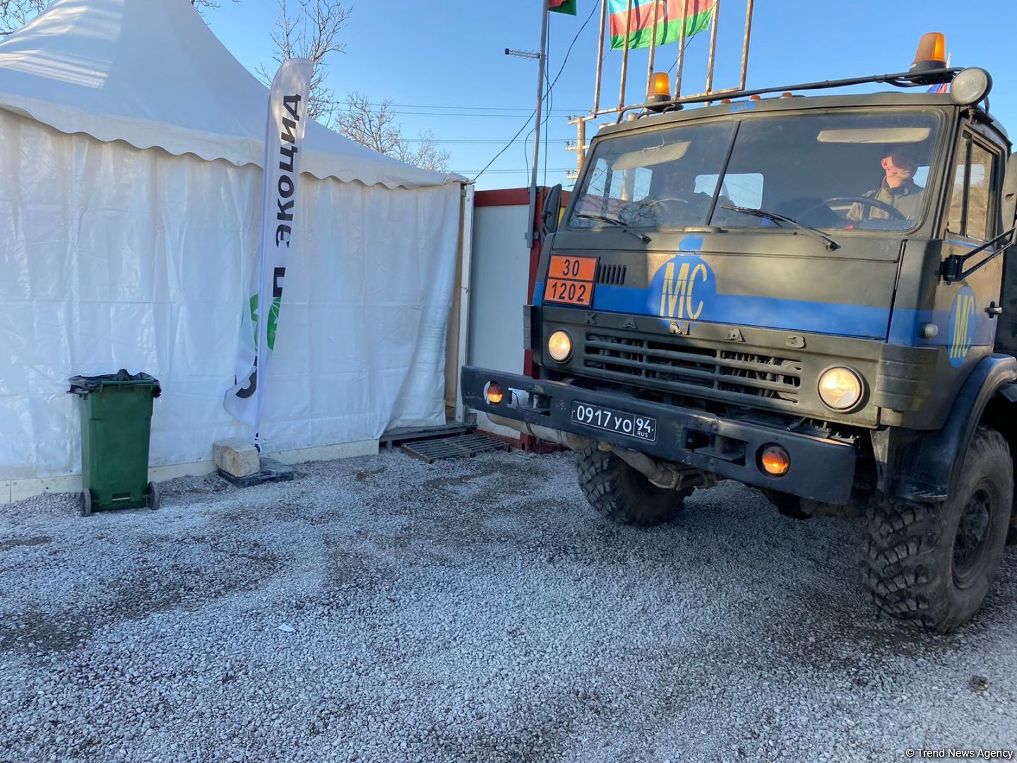 More vehicles of Russian peacekeepers move freely along Azerbaijan's Lachin-Khankendi road (PHOTO)